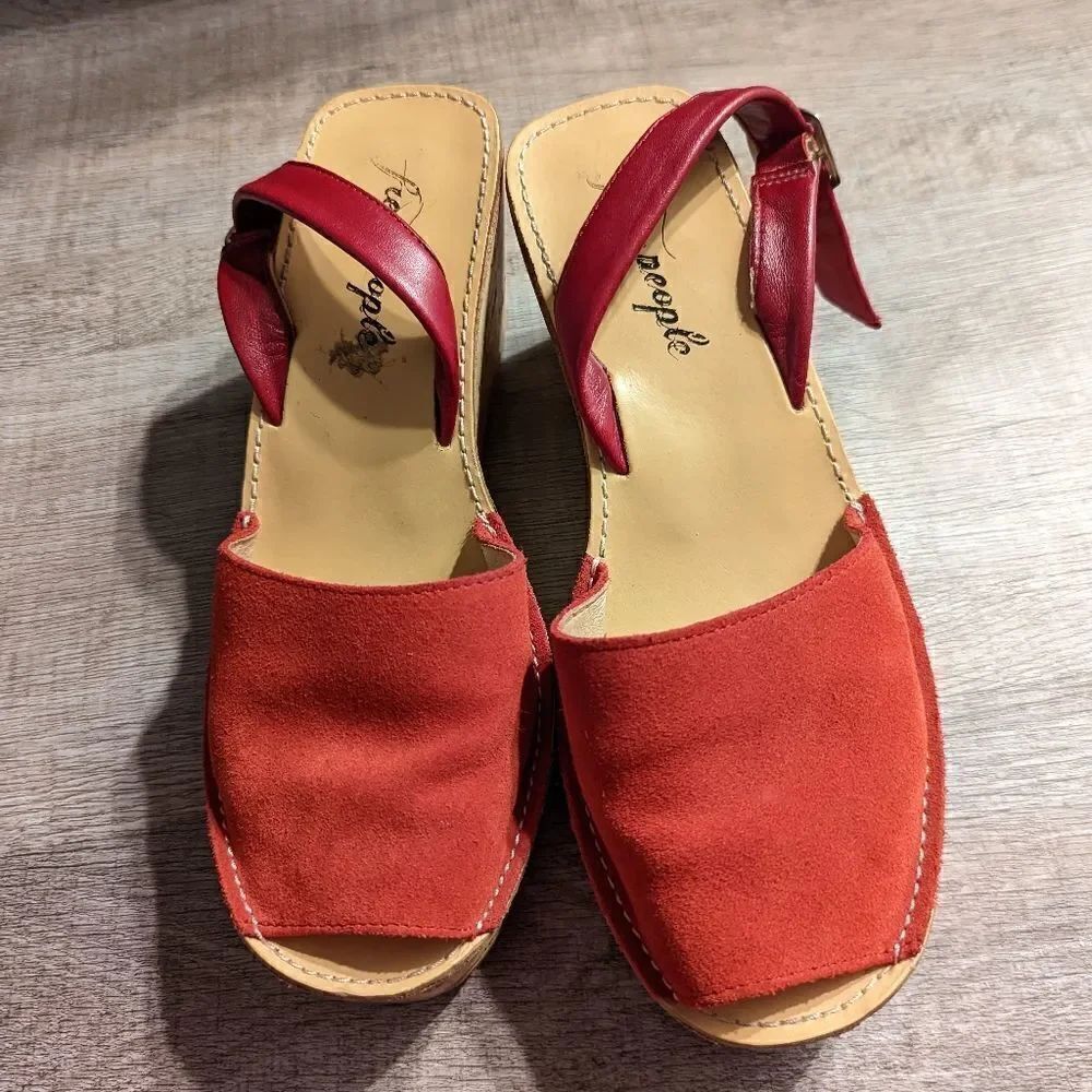 Free people red suede and cork wedge espadrilles made in Spain sz 40 euc